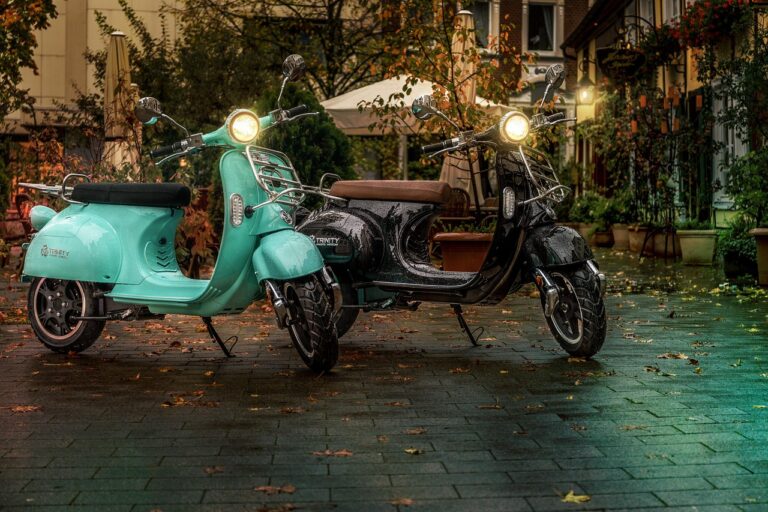 scooter, electric scooter, e-scooter, powerful, electric motor scooter, quiet, emission-free, electric scooter, electric scooter, electric scooter, electric scooter, electric scooter